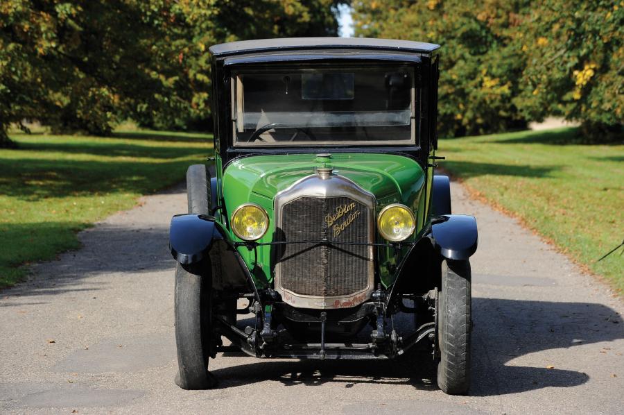  De Dion-Bouton Saloon 1922 года  (фото 9 из 14)